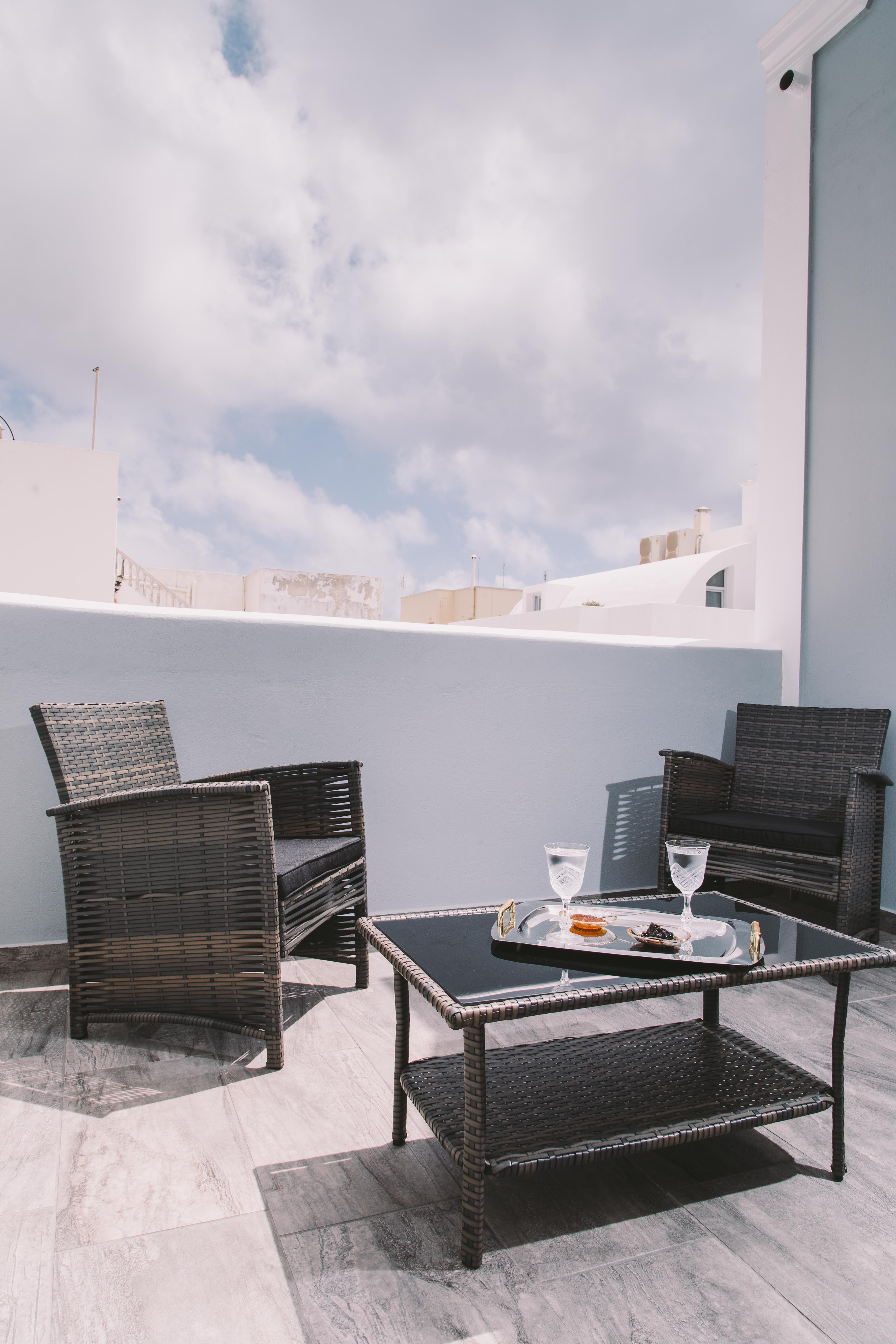 Oasis Suites Fira Exteriér fotografie