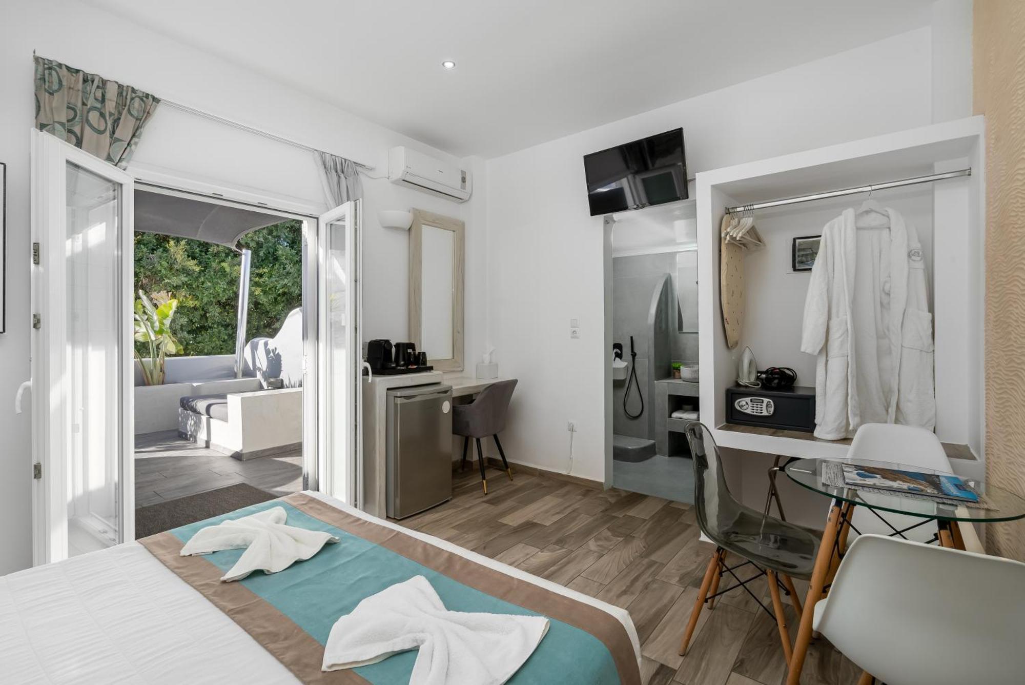 Oasis Suites Fira Exteriér fotografie