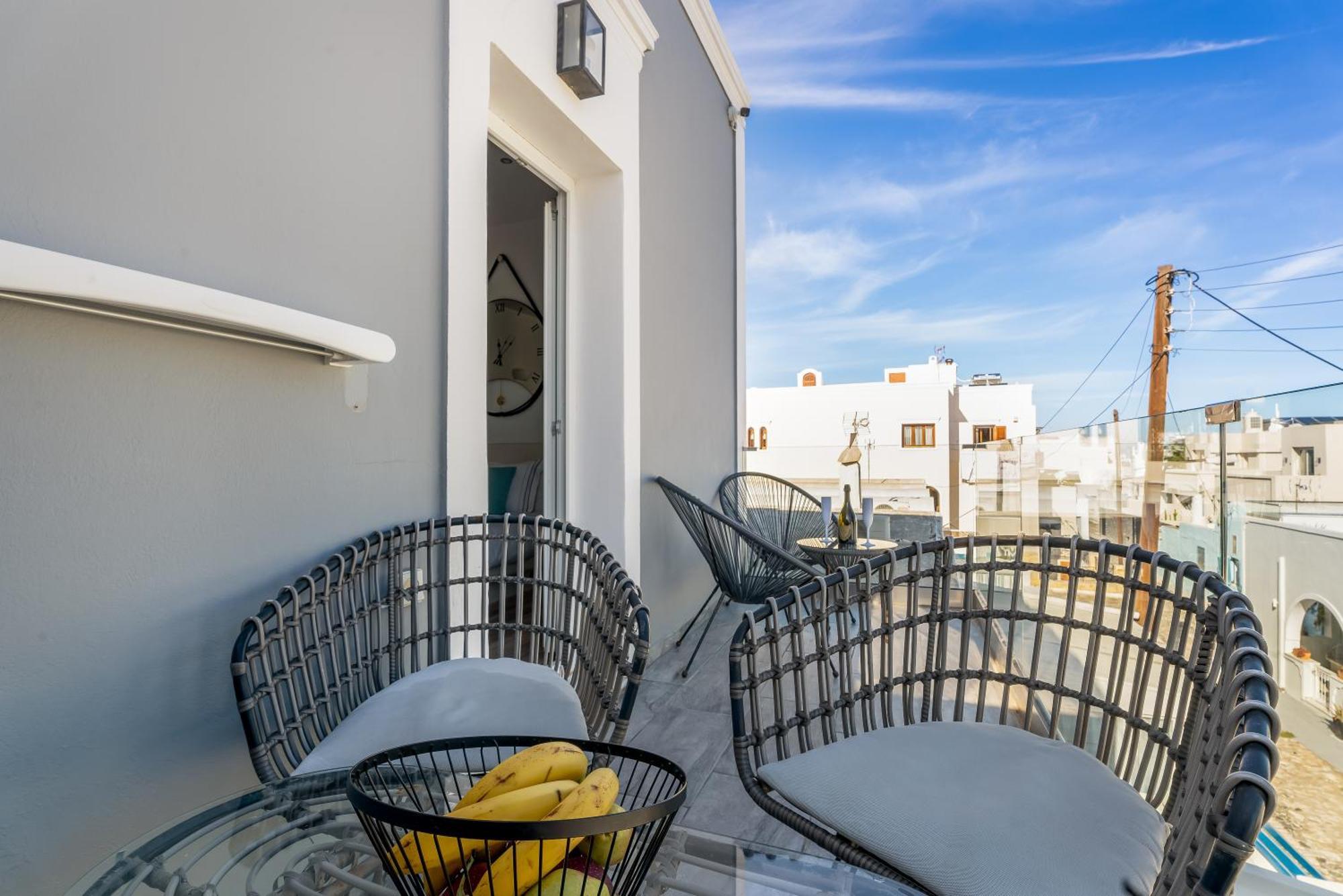Oasis Suites Fira Exteriér fotografie